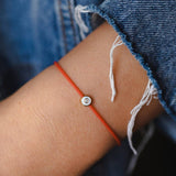 צמיד חוט אדום יהלום אמייל