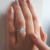 טבעת אירוסין טיפה -0.70 קראט