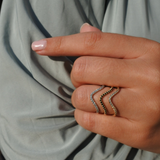 טבעת יהלומים קשת