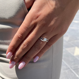 טבעת אירוסין ויקי