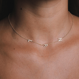 שרשרת 3 אותיות משובצות יהלומים