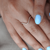 טבעת יהלומים קשת זהב צהוב