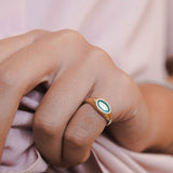 טבעת חותם אמייל ויהלומים Cocktail זהב צהוב