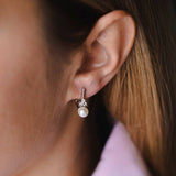 עגילי פנינה ויהלומים זהב לבן