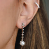 עגילי יהלומים נופלים ופנינה זהב לבן