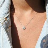 תליון large halo