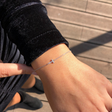 צמיד אות יהלומים