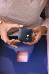 One of A Kind - טבעת יהלום צהוב ואבני ספיר עם יהלומים