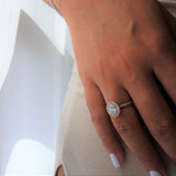 טבעת יהלומים אובל זהב אדום