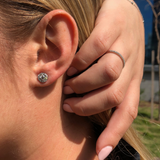 עגילי large halo