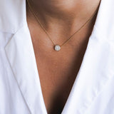 תליון large halo בזהב צהוב