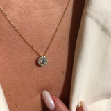 תליון midi halo בזהב צהוב