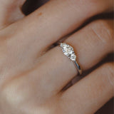 טבעת אירוסין קורל זהב לבן