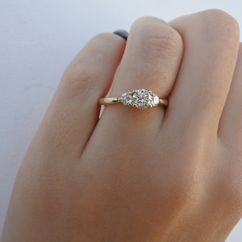 טבעת אירוסין קורל זהב צהוב