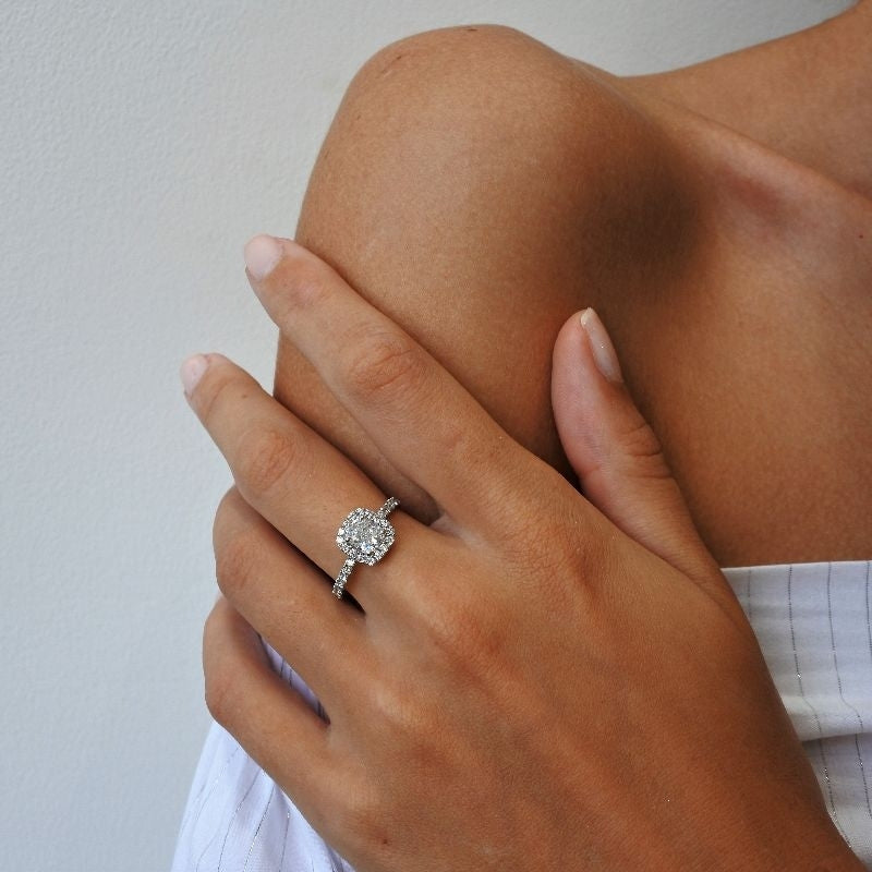 טבעת אירוסין סטפני זהב לבן