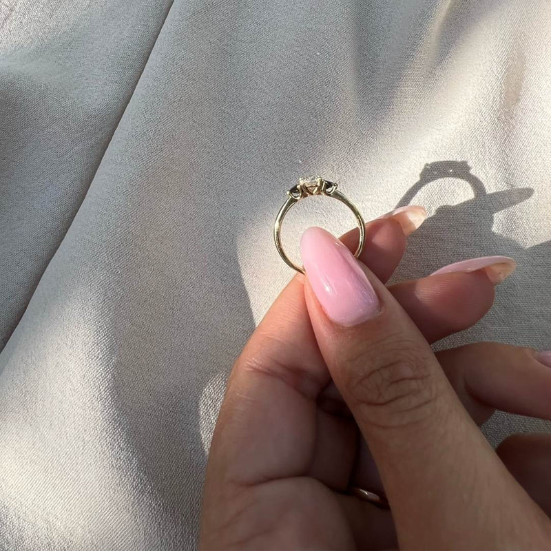 טבעת אירוסין יולי - זהב צהוב