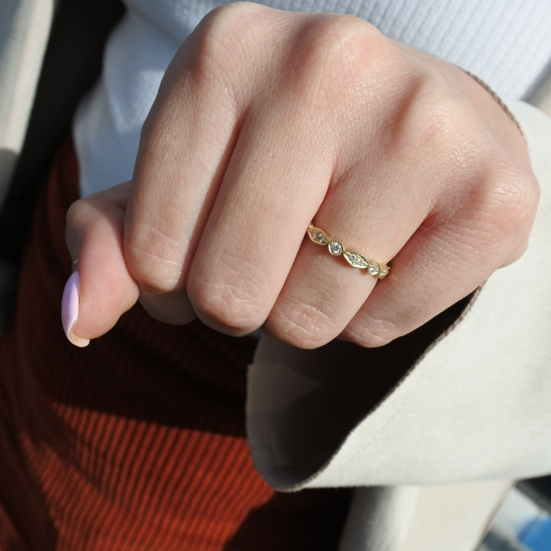 טבעת יהלומים אמילי זהב צהוב
